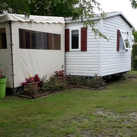 Camping Danseuse 33 *